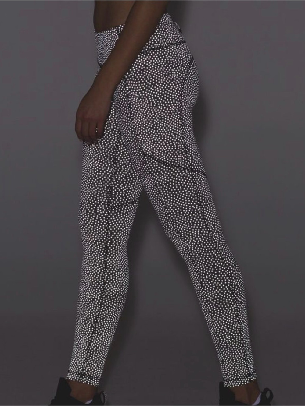 Lululemon Fast and Free Reflective 7/8 Tight Frozen Fizz White Black Size 4 - Picture 2 of 9